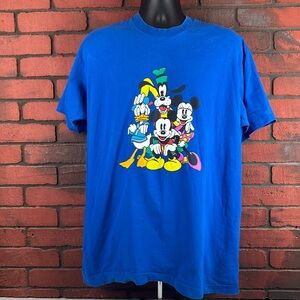 Mickey‎ & Co. Womens XL Mickey and Crew Graphic Shirt – Disney, Casual, Cute